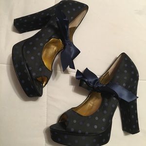 Black and blue polka dot peep toe block heels